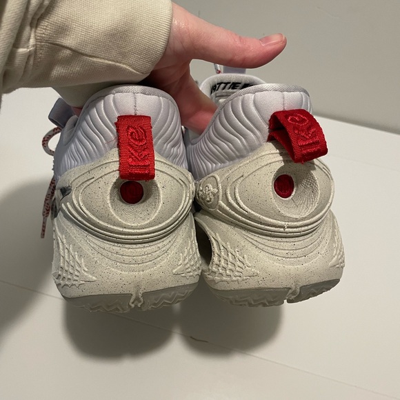 Nike Brand Cosmic Unity Multicolor Purple Violet Haze Black Men's size 10.5 - Picture 3 of 7